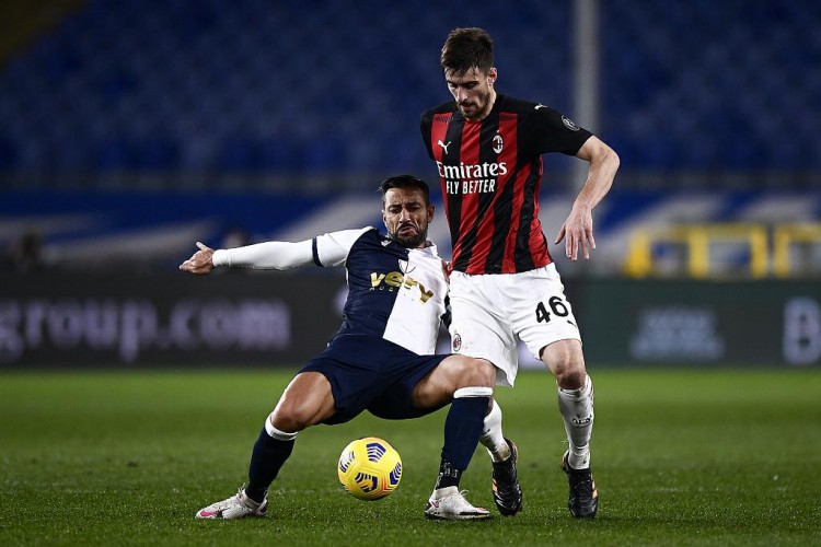 开云体育官网-意媒：加比亚、菲尔克鲁格和希门尼斯在假期进行加练